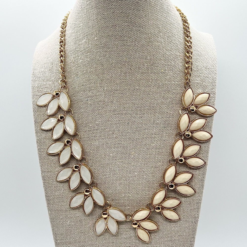 A Couture Laurel Wreath Designed Gold Tone Dual Frost/Cream Statement Necklace